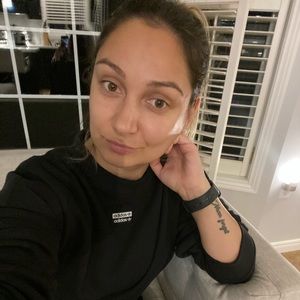 Meet your Posher, Cristina